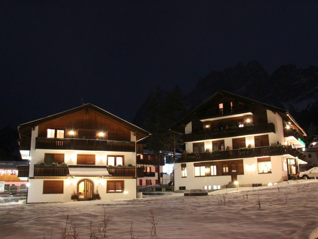 Hotel Capannina Кортіна-д'Ампеццо Екстер'єр фото